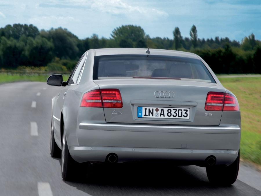  Audi A8 2.8 FSI (D3) 2007 года  (фото 3 из 3)